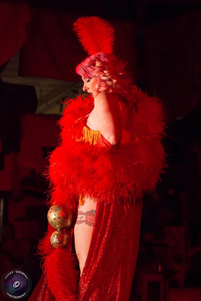 Apple Angel ApplenAngel boobs Show Me Burlesque Festival Play With Fire