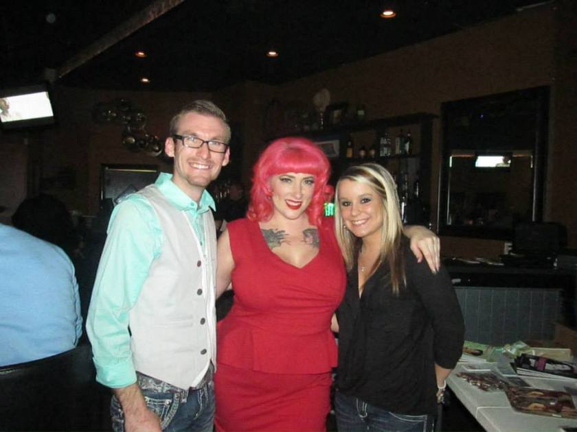 Appel Angel boobs burlesque TnT