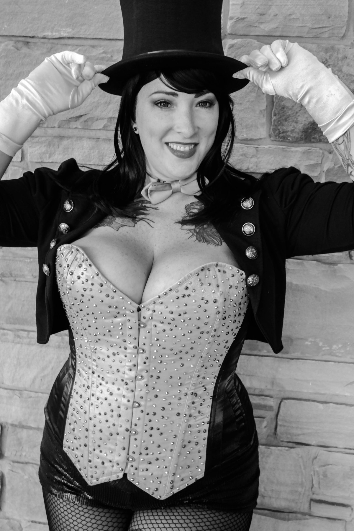 ApplenAngel Apple Angel cosplay boobs Zatana Zatarra SoonerCon