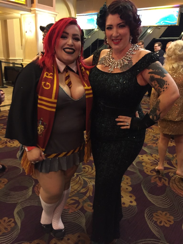 ApplenAngel Apple Angel BHoF Burlesque Hall of Fame Bella Sin